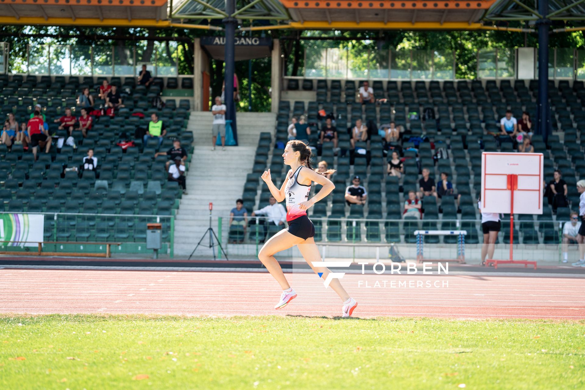 Lara Predki (Lueneburger SV) am 02.07.2022 waehrend den NLV+BLV Leichtathletik-Landesmeisterschaften im Jahnstadion in Goettingen (Tag 1)